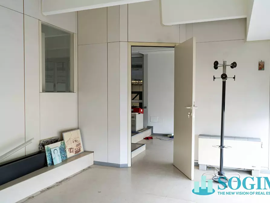 Immagine 20 di Capannone industriale in vendita  in Via Cascina Bella 1 a Olgiate Comasco