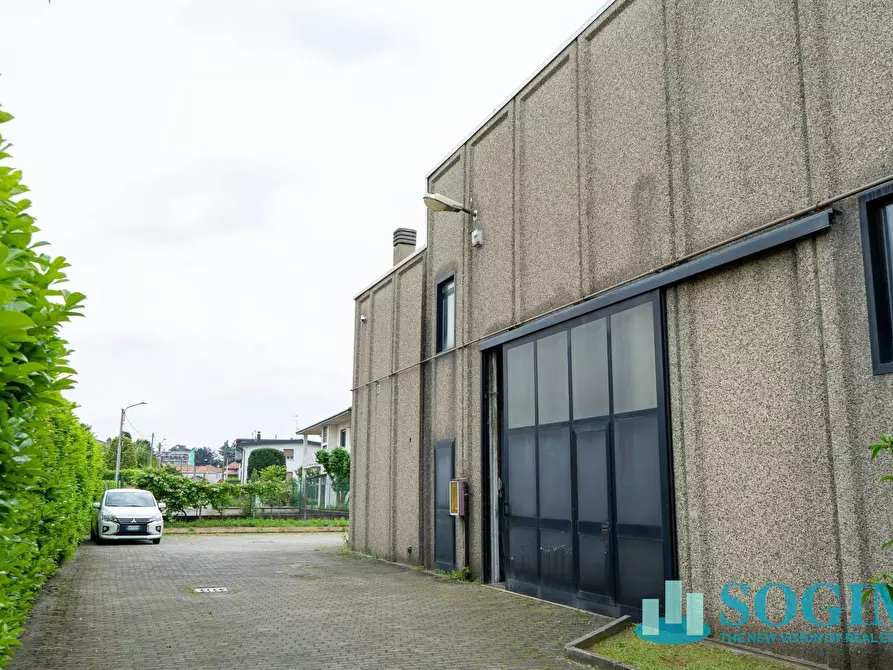 Immagine 2 di Capannone industriale in vendita  in via E. Tarantelli 17 a Mozzate