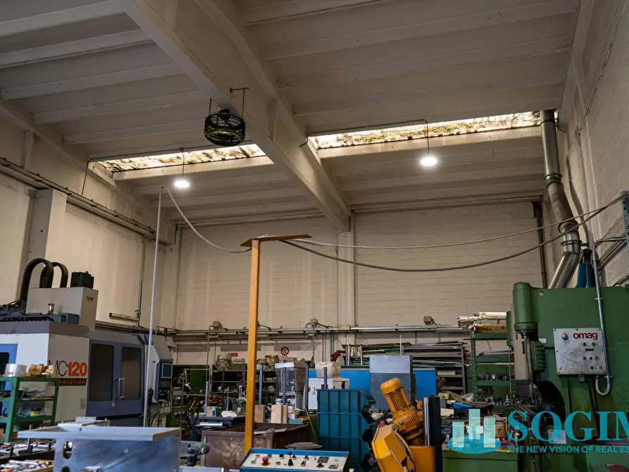 Immagine 3 di Capannone industriale in vendita  in via E. Tarantelli 17 a Mozzate