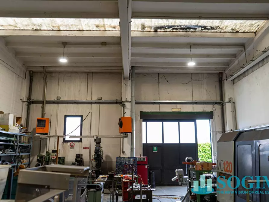 Immagine 8 di Capannone industriale in vendita  in via E. Tarantelli 17 a Mozzate