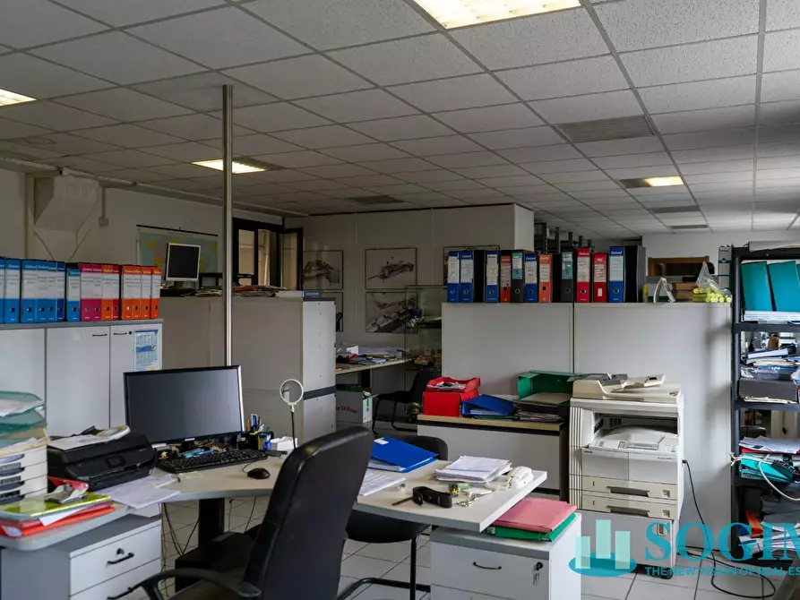 Immagine 16 di Capannone industriale in vendita  in via E. Tarantelli 17 a Mozzate