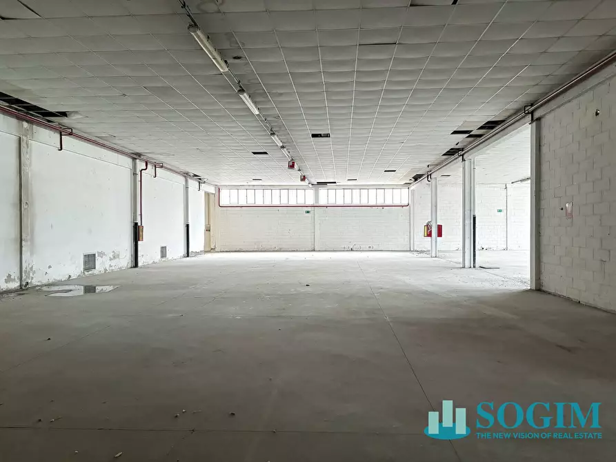 Immagine 8 di Capannone industriale in vendita  in sabotino 10 a Tradate