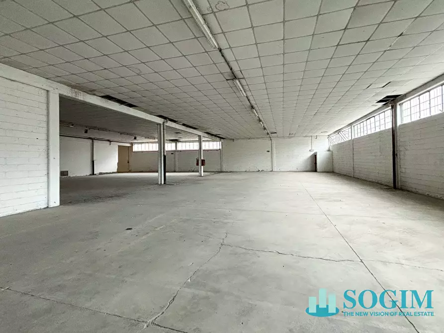 Immagine 12 di Capannone industriale in vendita  in sabotino 10 a Tradate