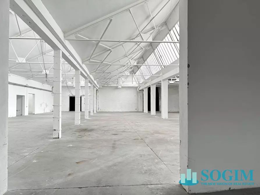 Immagine 34 di Capannone industriale in vendita  a Gorla Maggiore