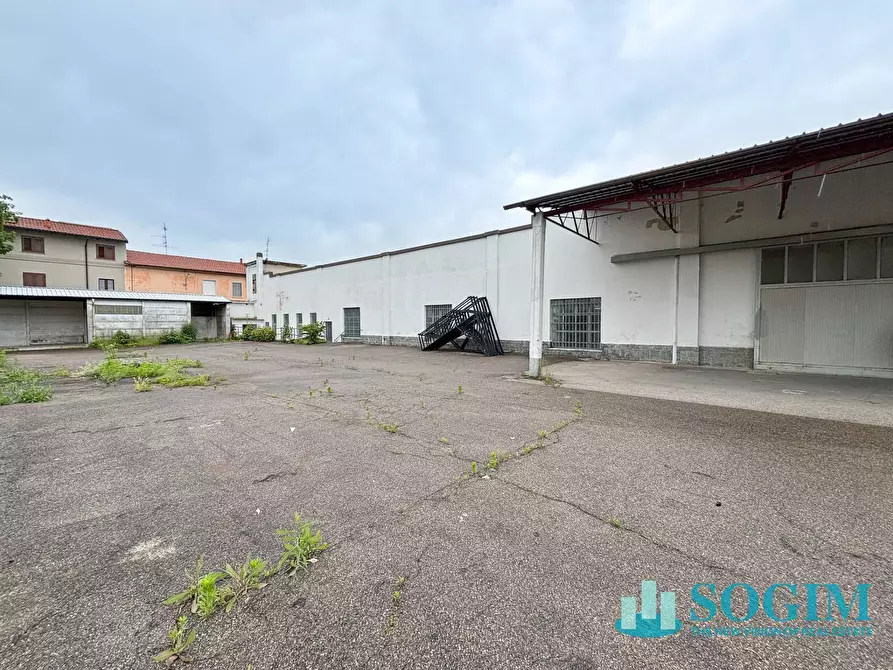 Immagine 35 di Capannone industriale in vendita  a Gorla Maggiore