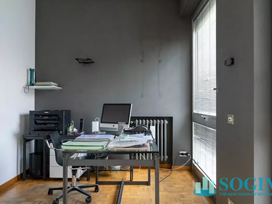 Immagine 46 di Locale commerciale in affitto  in Via Don Minzoni a Alzate Brianza