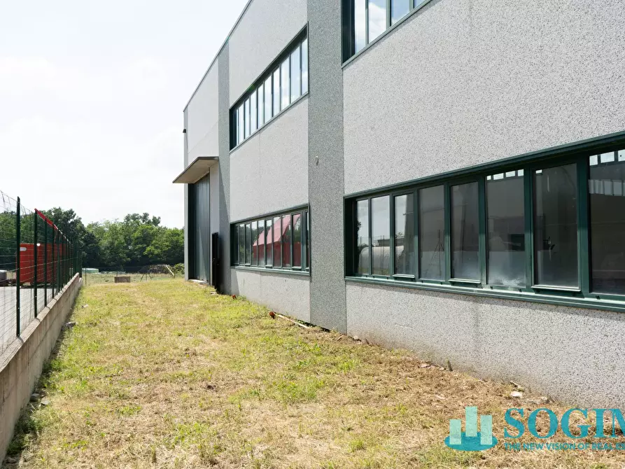 Immagine 10 di Capannone industriale in vendita  in Via casa rossa 43 a Solbiate Con Cagno
