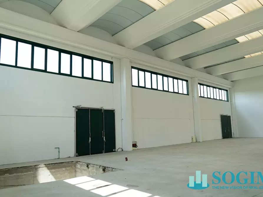 Immagine 12 di Capannone industriale in vendita  in Via casa rossa 43 a Solbiate Con Cagno