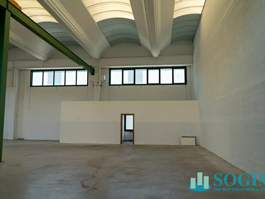 Immagine 16 di Capannone industriale in vendita  in Via casa rossa 43 a Solbiate Con Cagno