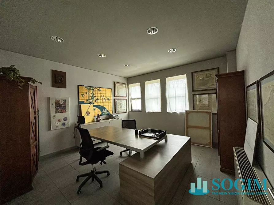 Immagine 20 di Capannone industriale in affitto  in via 2 giugno 15 a Azzate