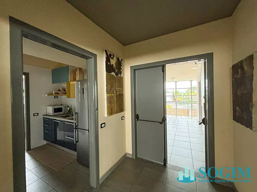 Immagine 27 di Capannone industriale in affitto  in via 2 giugno 15 a Azzate