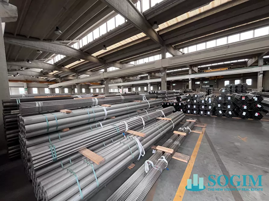 Immagine 31 di Capannone industriale in affitto  in via Dante 55 a Abbiategrasso