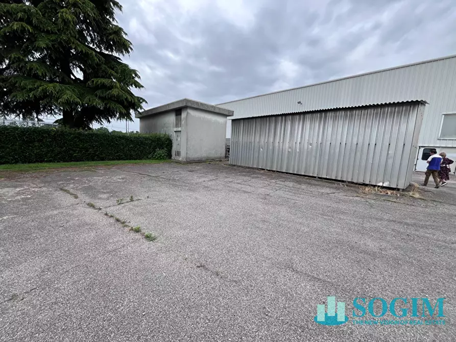 Immagine 34 di Capannone industriale in affitto  in via Dante 55 a Abbiategrasso