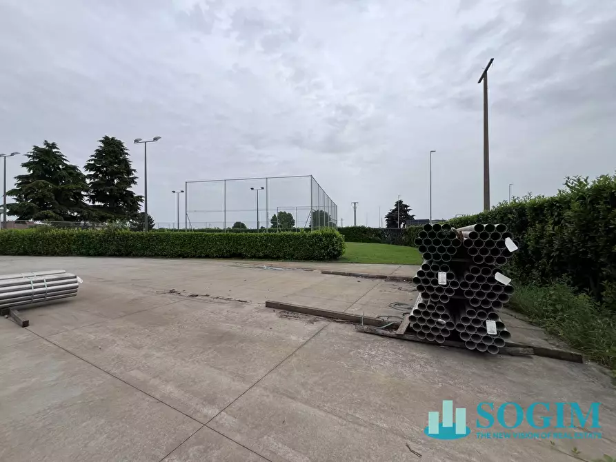 Immagine 47 di Capannone industriale in affitto  in via Dante 55 a Abbiategrasso