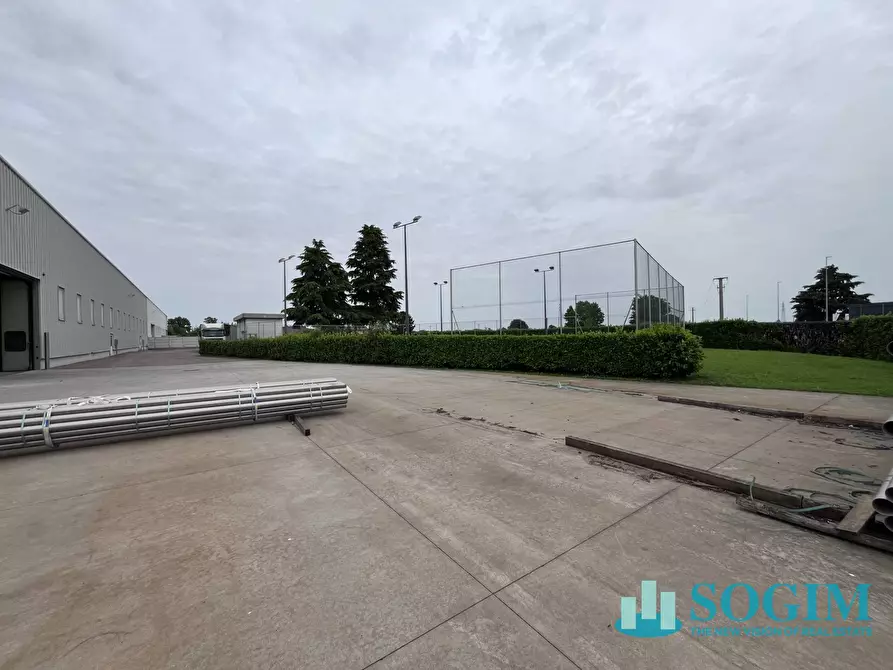 Immagine 48 di Capannone industriale in affitto  in via Dante 55 a Abbiategrasso