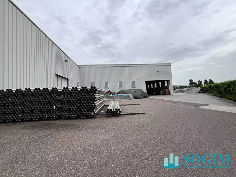 Immagine 50 di Capannone industriale in affitto  in via Dante 55 a Abbiategrasso