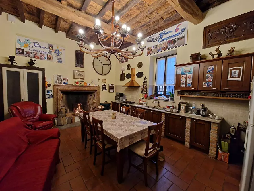 Immagine 20 di Palazzo in vendita  in via Milano 13 a Albuzzano