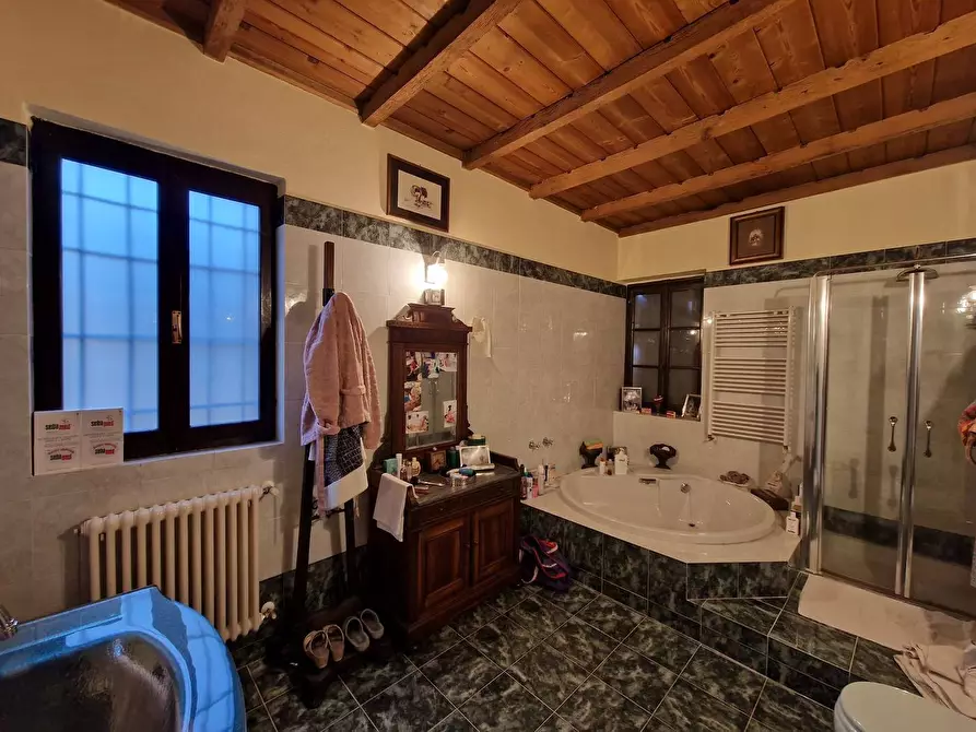 Immagine 19 di Palazzo in vendita  in via Milano 13 a Albuzzano