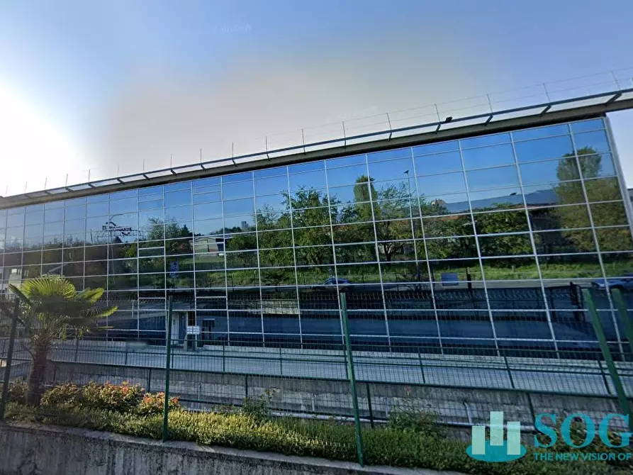 Immagine 12 di Capannone industriale in affitto  in via Caravaggio 28 a Desio