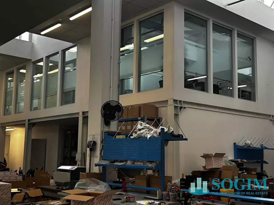 Immagine 34 di Capannone industriale in vendita  in viale rimembranze 93 a Sesto San Giovanni