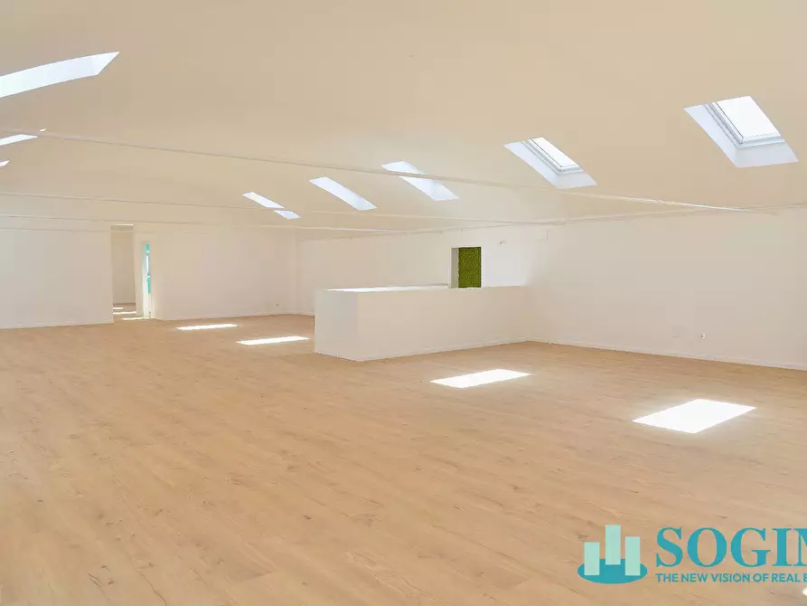 Immagine 21 di Ufficio in vendita  in via cimabue 16 a Besana In Brianza