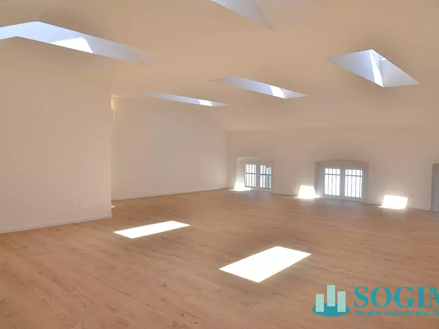 Immagine 27 di Ufficio in vendita  in via cimabue 16 a Besana In Brianza