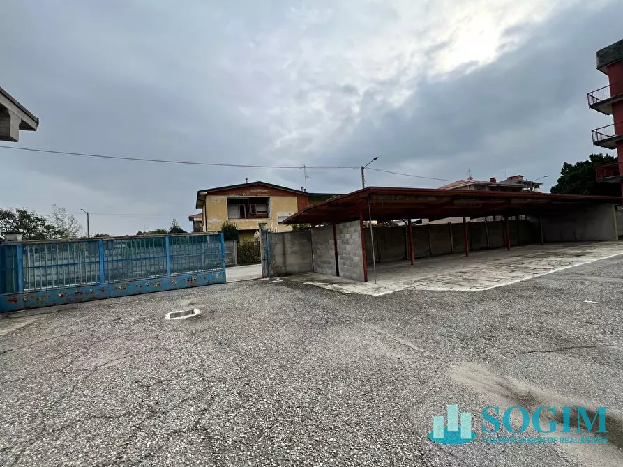 Immagine 6 di Capannone industriale in vendita  in via a. manzoni 40 a Boffalora Sopra Ticino