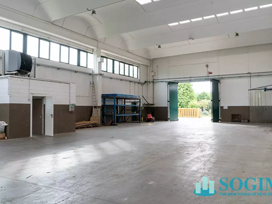 Immagine 19 di Capannone industriale in vendita  in Via dell'artigianato a Turate