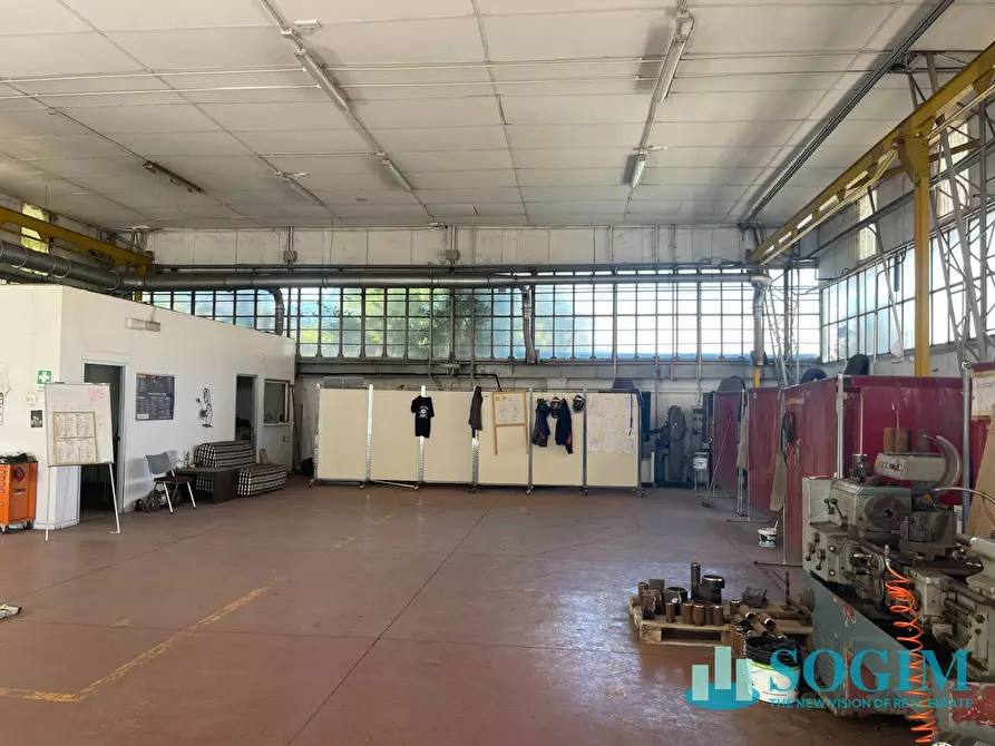 Immagine 2 di Capannone industriale in vendita  in via santa maria a Cologno Monzese