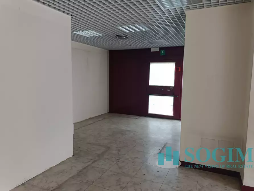 Immagine 9 di Ufficio in vendita  in Via Unione 28 a Lurate Caccivio