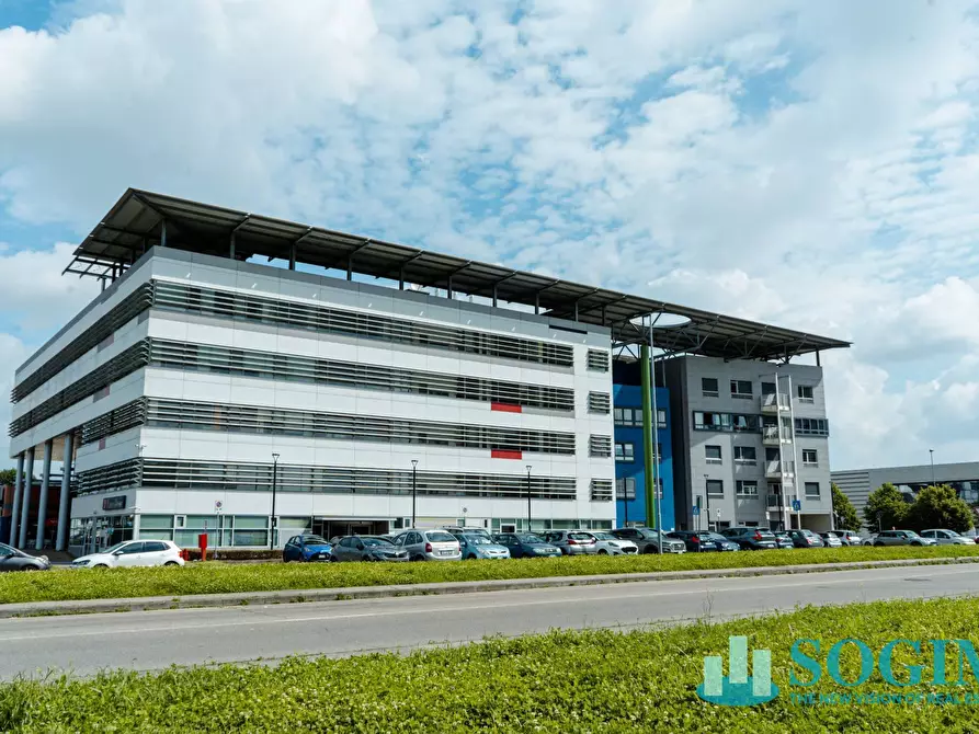 Immagine 7 di Ufficio in vendita  in via Volta 94 a Desio