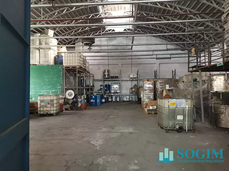 Immagine 3 di Capannone industriale in vendita  in Via Sondrio 10 a Lainate