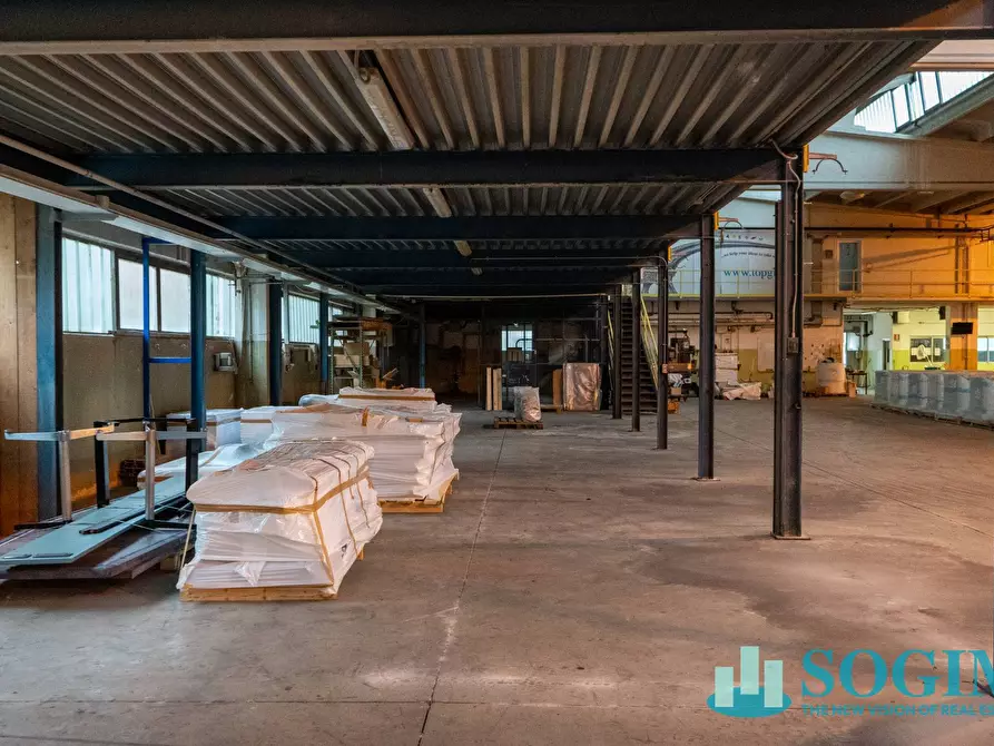 Immagine 14 di Capannone industriale in vendita  in Via Bergamo 15 a Pioltello