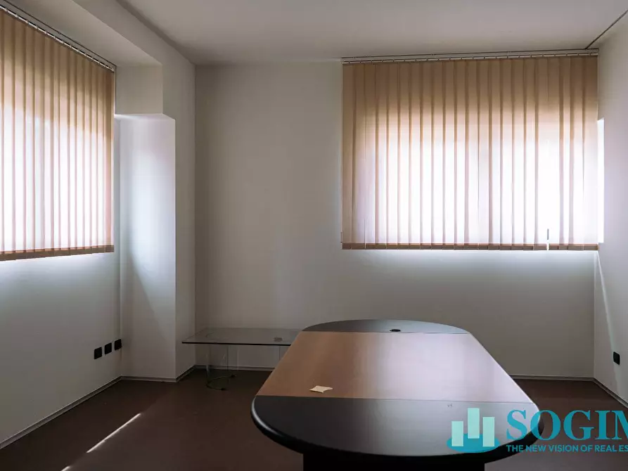 Immagine 39 di Capannone industriale in vendita  in Via Milano a Cantù