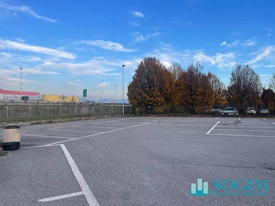 Immagine 8 di Capannone industriale in affitto  in via aldo moro a Orio Al Serio