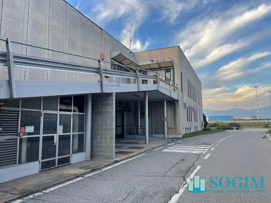 Immagine 9 di Capannone industriale in affitto  in via aldo moro a Orio Al Serio