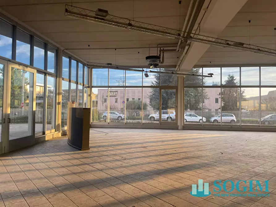 Immagine 17 di Capannone industriale in affitto  in via aldo moro a Orio Al Serio