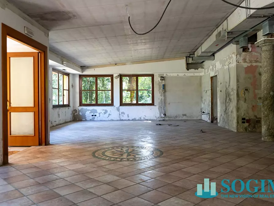 Immagine 27 di Locale commerciale in affitto  in via Risorgimento 1 a Monza