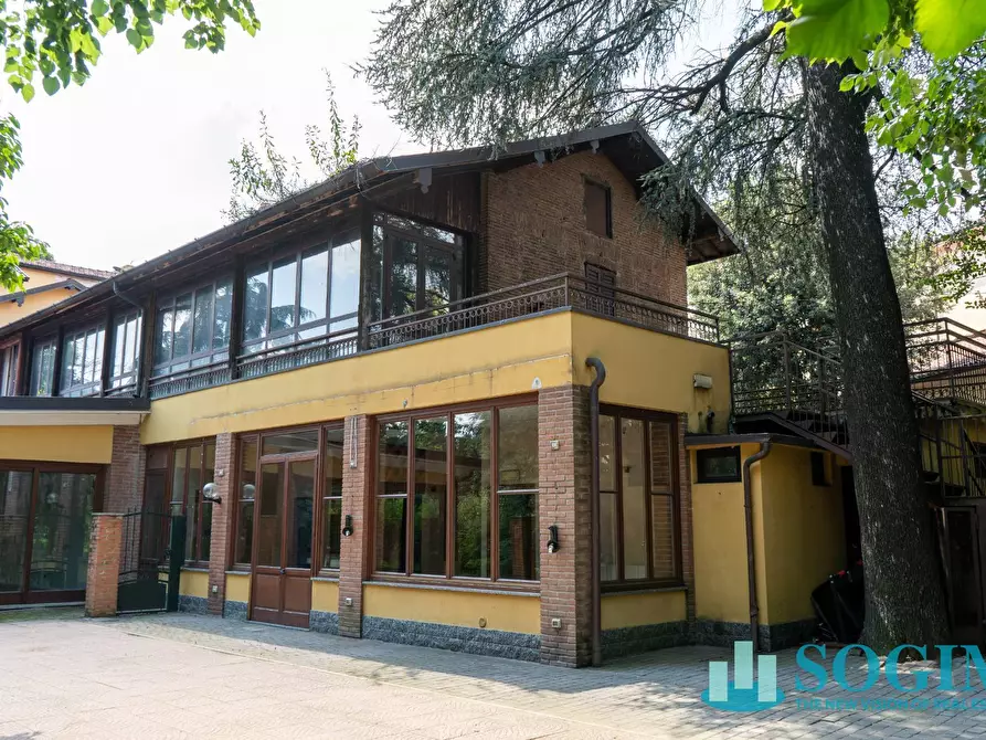 Immagine 34 di Locale commerciale in affitto  in via Risorgimento 1 a Monza