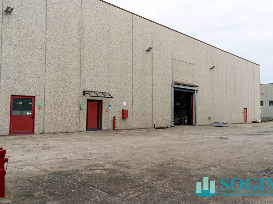 Immagine 2 di Capannone industriale in vendita  in Via Falcone a Mozzate