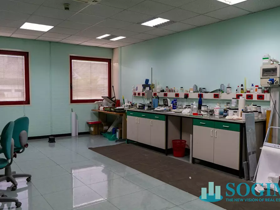 Immagine 20 di Capannone industriale in vendita  in Via Falcone a Mozzate