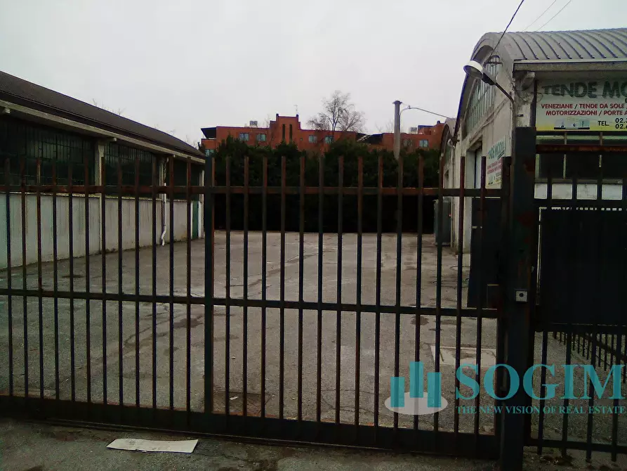 Immagine 4 di Capannone industriale in affitto  a Settimo Milanese