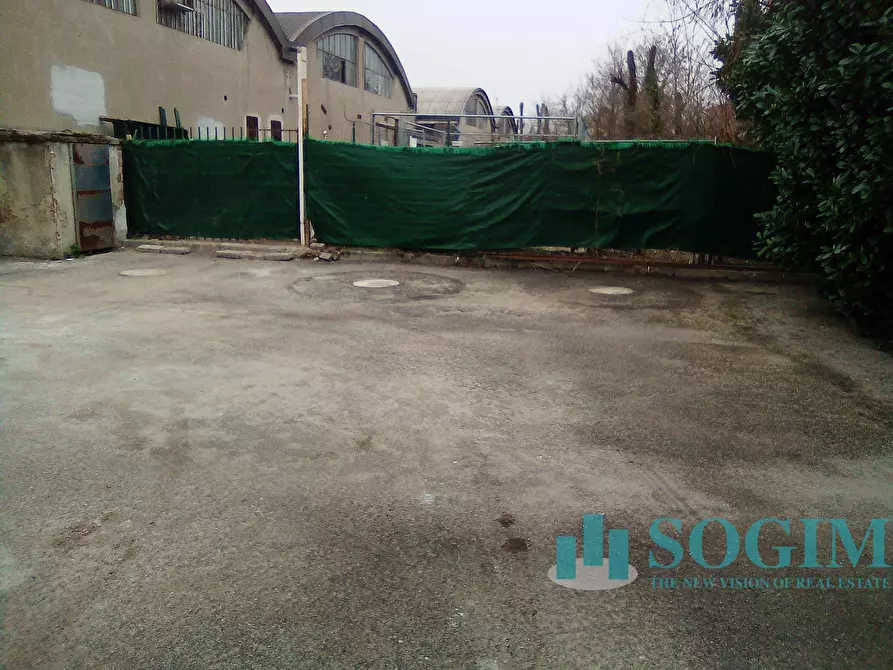 Immagine 7 di Capannone industriale in affitto  a Settimo Milanese