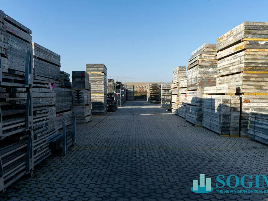 Immagine 10 di Capannone industriale in vendita  in Via dell'artigianato 5 a Turate