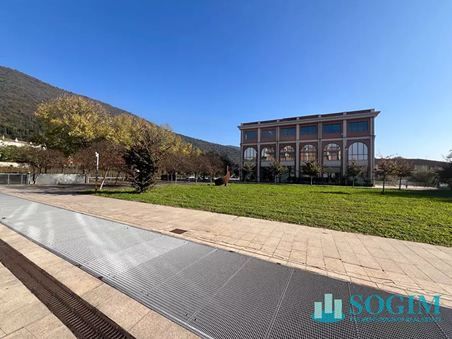 Immagine 5 di Locale commerciale in affitto  in Via Pietro Borgo Wuhrer 12 a Brescia