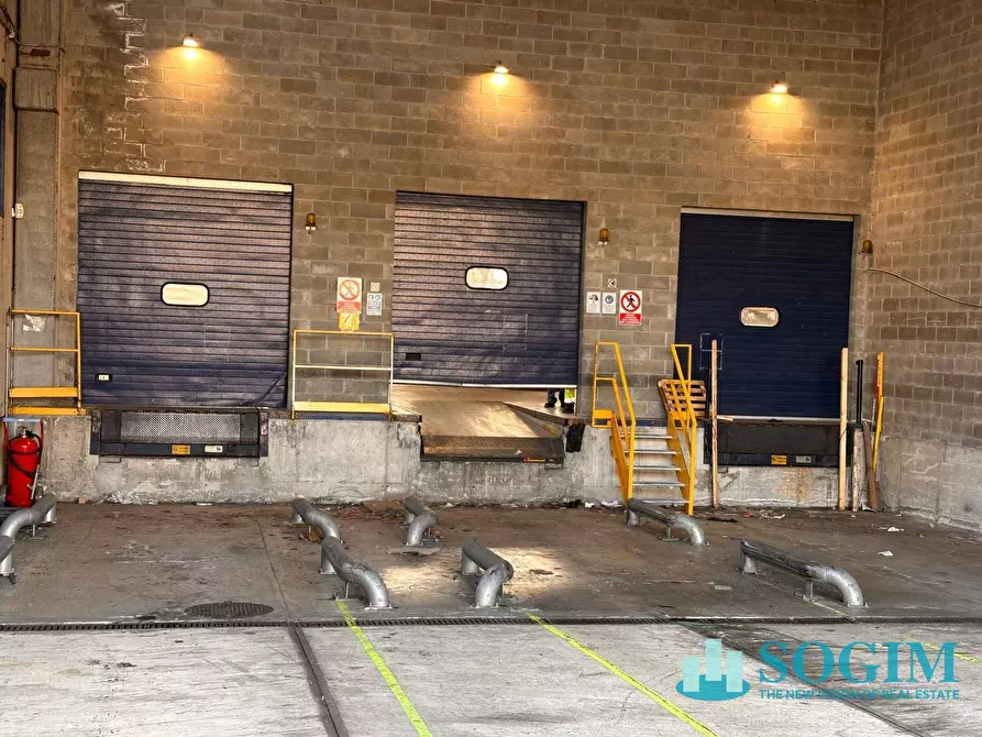 Immagine 4 di Capannone industriale in affitto  in Via Carlo Jucker 20/A a Legnano