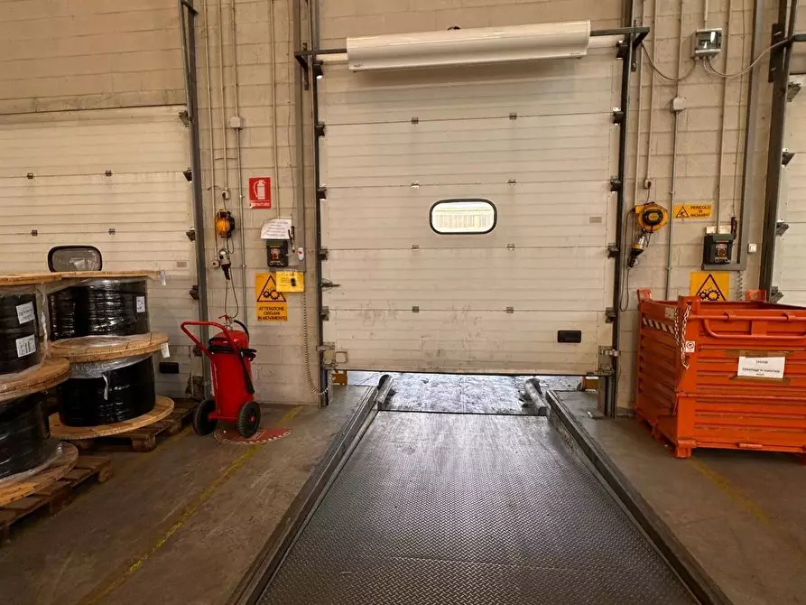 Immagine 5 di Capannone industriale in affitto  in Via Carlo Jucker 20/A a Legnano