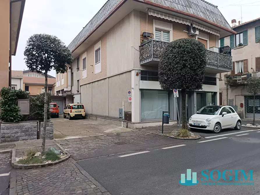Immagine 20 di Locale commerciale in affitto  in Via Varesina 1 a Lurate Caccivio