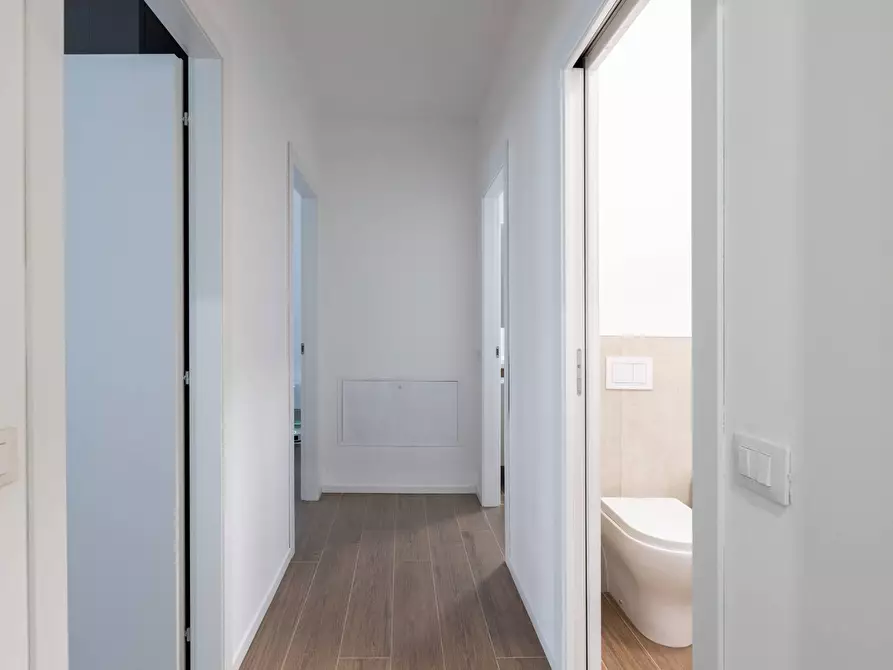 Immagine 11 di Appartamento in vendita  a Lissone