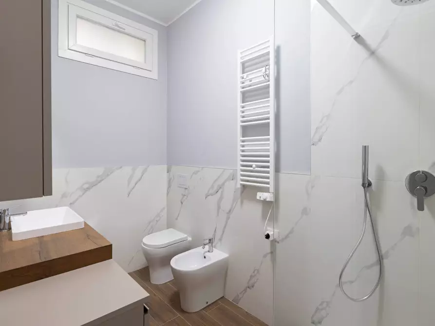 Immagine 35 di Appartamento in vendita  a Lissone